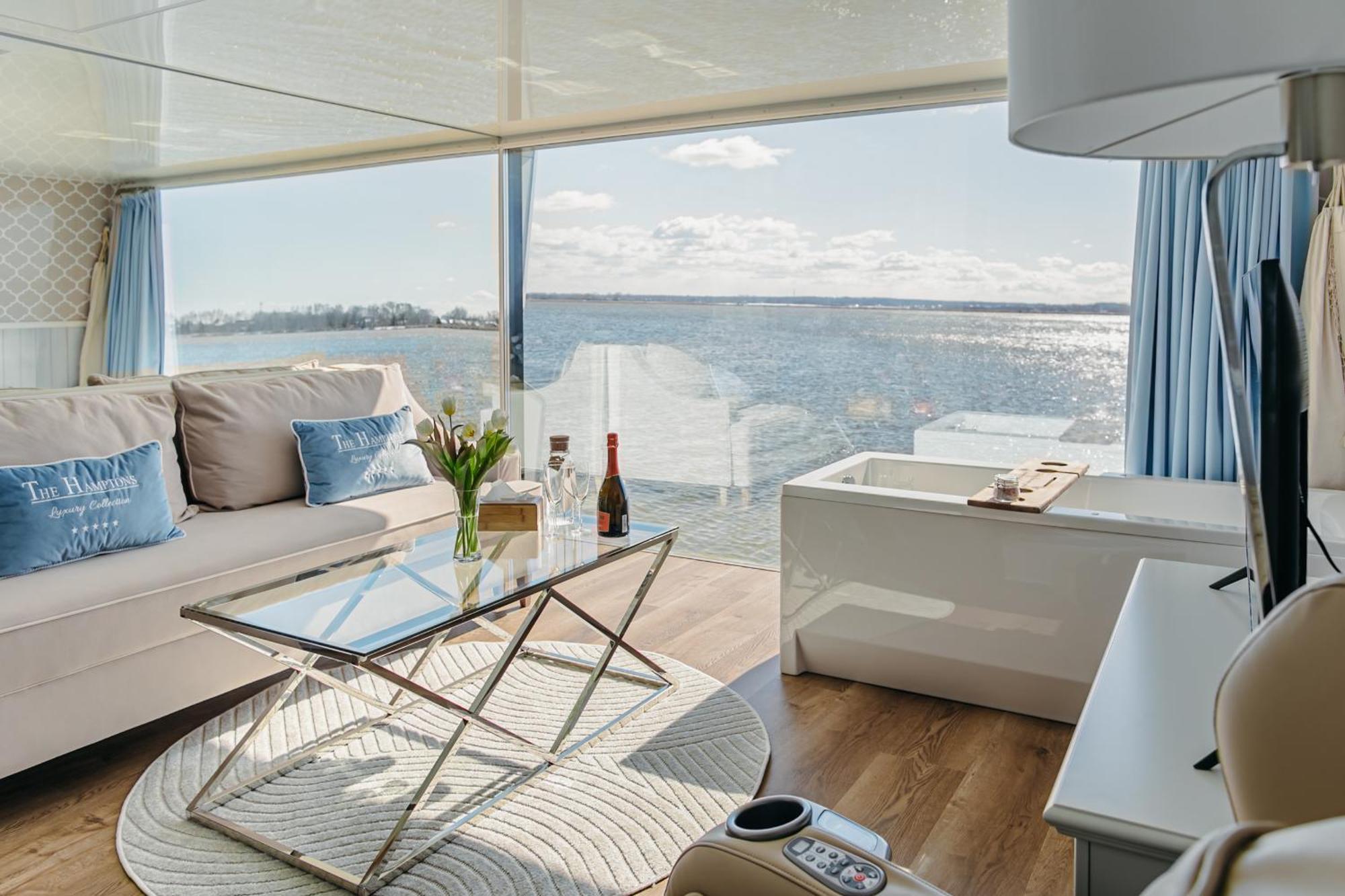 Grand Ht Houseboats - Domki Na Wodzie - Sauna, Jacuzzi, Kominek Mielno  Esterno foto