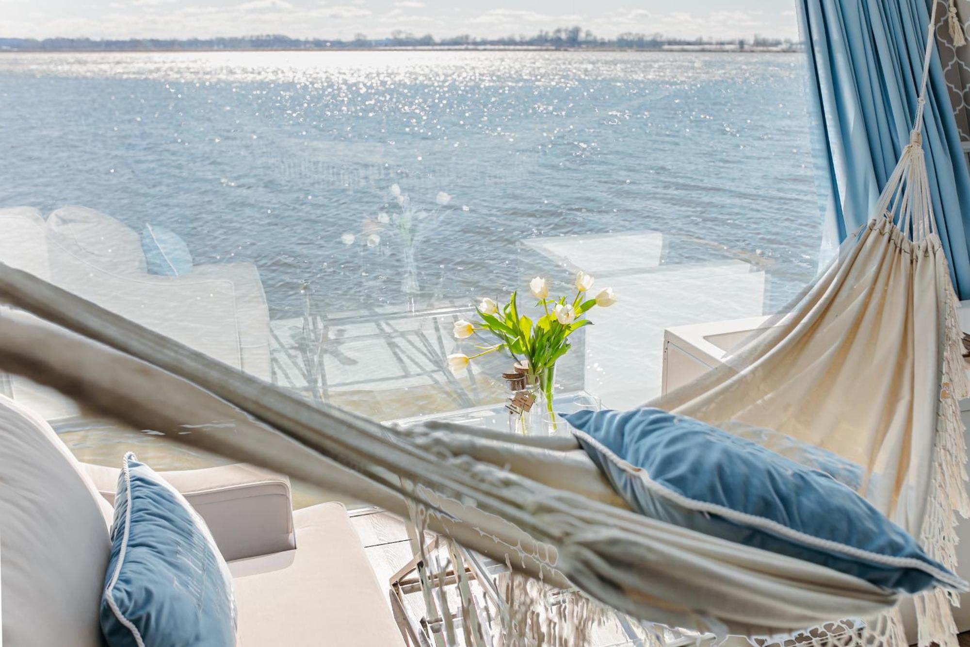 Grand Ht Houseboats - Domki Na Wodzie - Sauna, Jacuzzi, Kominek Mielno  Esterno foto