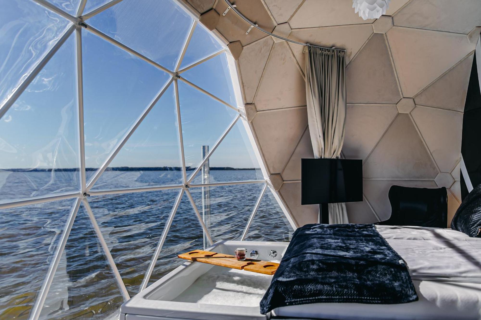 Grand Ht Houseboats - Domki Na Wodzie - Sauna, Jacuzzi, Kominek Mielno  Camera foto