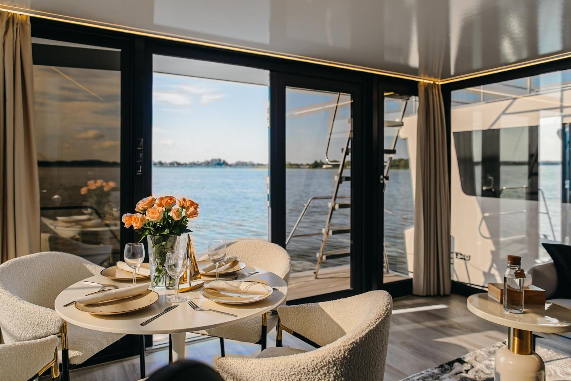 Grand Ht Houseboats - Domki Na Wodzie - Sauna, Jacuzzi, Kominek Mielno  Camera foto